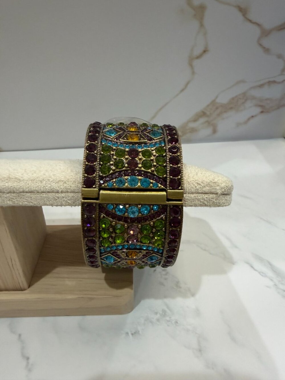 Heidi Daus Crystal Cuff Watch M/L NWOT New - Picture 6 of 7
